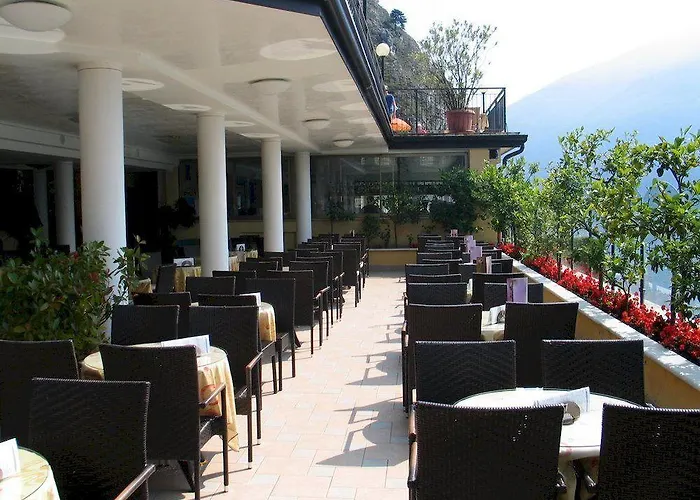 Dirce - Adults Only Hotell Limone sul Garda