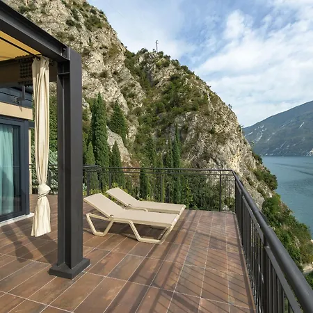 Hotel Dirce Limone sul Garda