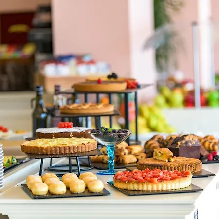 Hotel Dirce 4*
