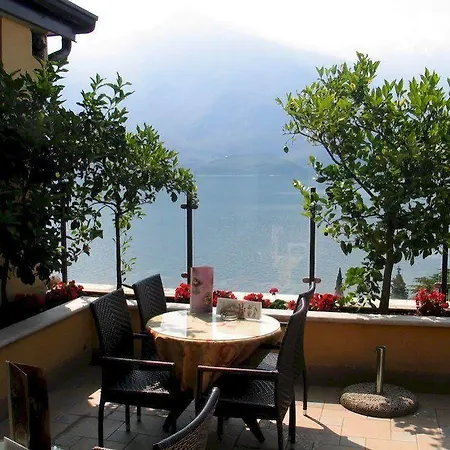 Hotel Dirce Limone sul Garda