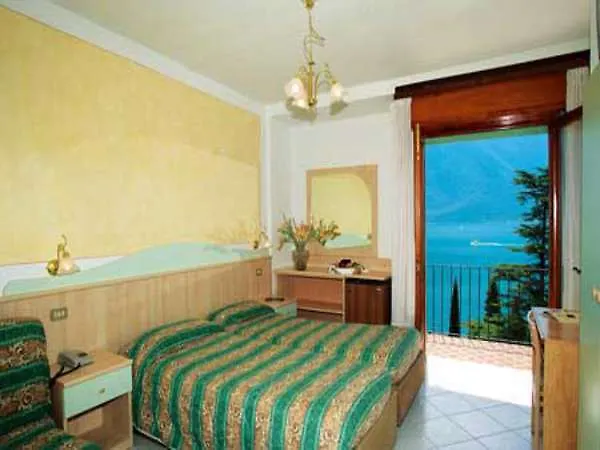 Dirce - Adults Only 4*