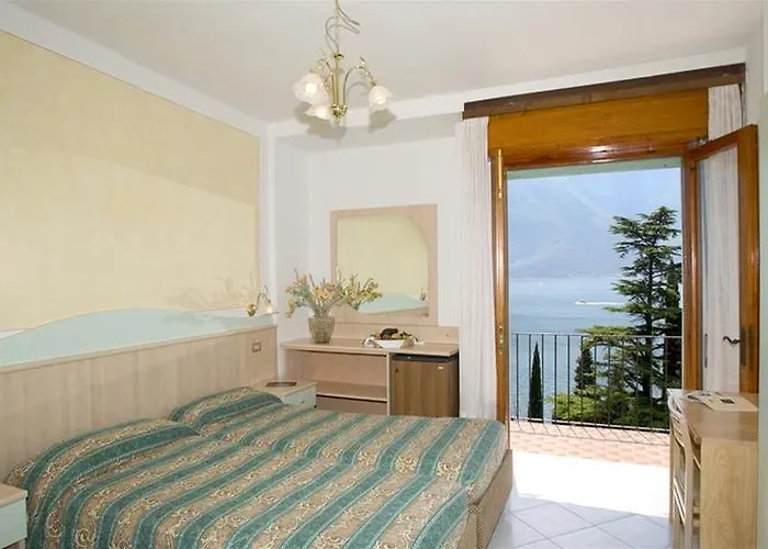 Dirce - Adults Only 4*